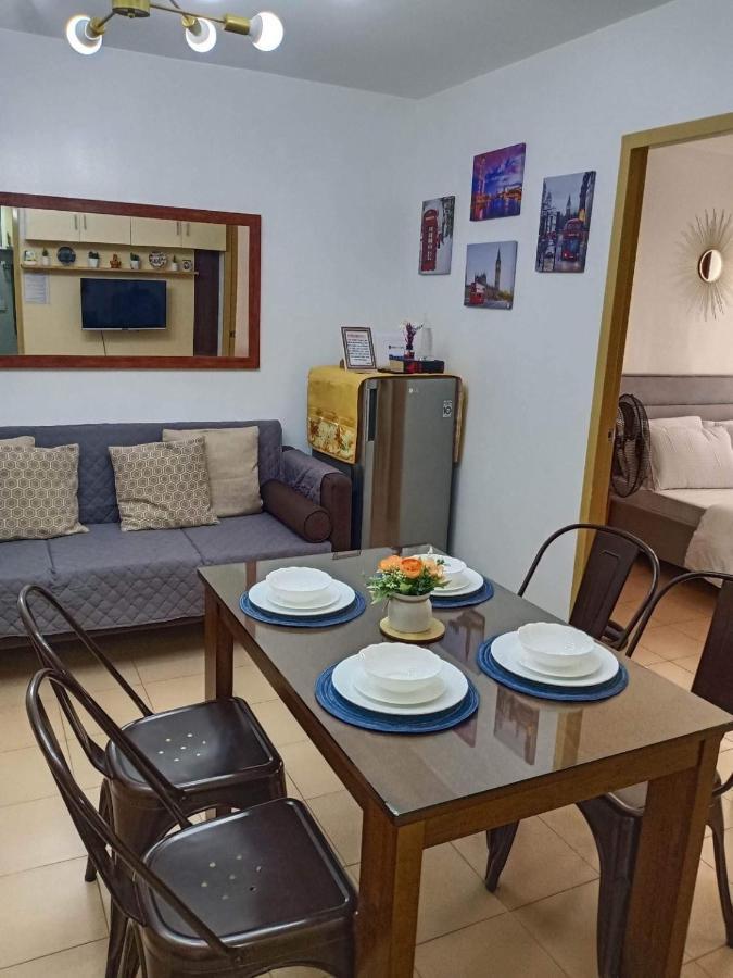 One Spatial Two Bedroom Condominium Unit With Pool And Gym Free Netflix And Wifi Iloilo City Exterior foto